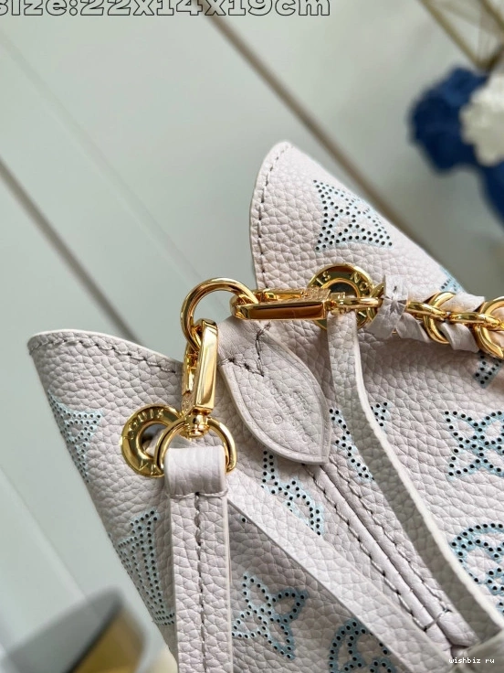 WIS BELLA VUITTON LOUIS 0811